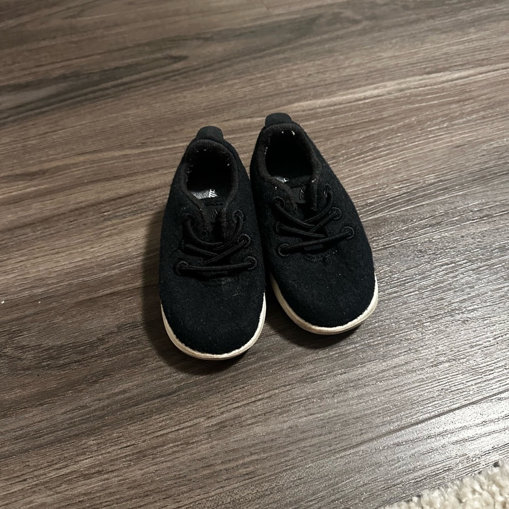 All birds toddler wool shoes